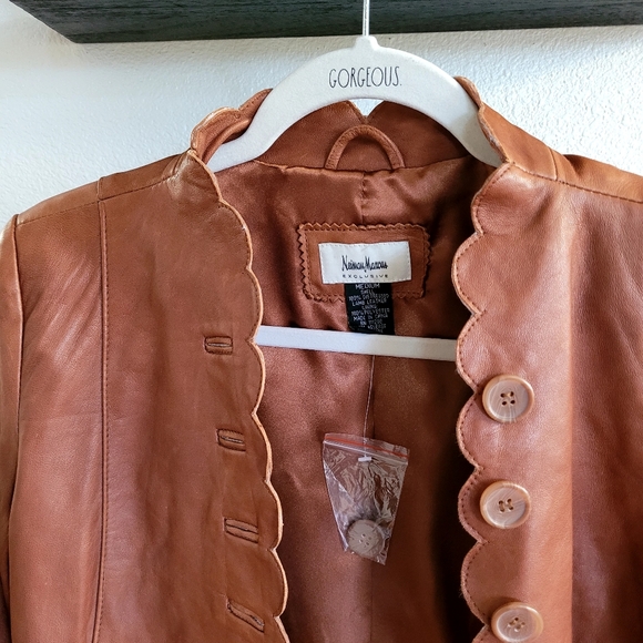 Neiman Marcus Exclusive Leather Blazer - Picture 2 of 7